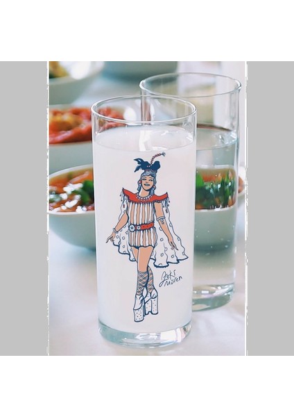 Anason Işleri Zeki Müren Sahnede, Rakı Kadehi 4 Adet