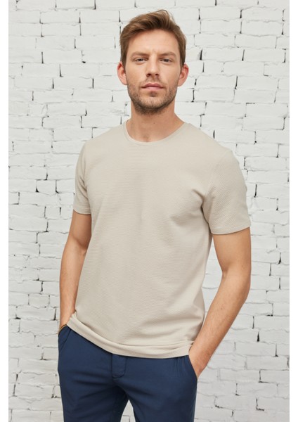 AC&Co / Altınyıldız Classics Erkek Bej Slim Fit Dar Kesim Modal Bisiklet Yaka Yumuşak Tuşeli Esnek Basic Tişört