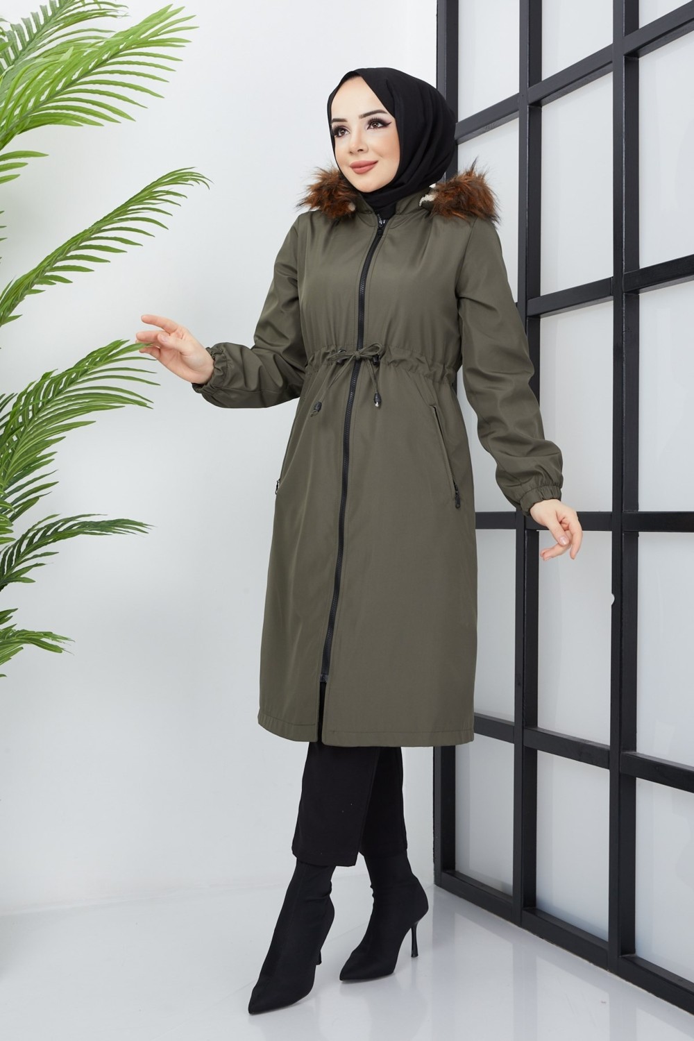 Hafsa Mina Beli Bağcıklı Mont Haki