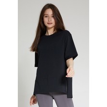 Chandraswear Siyah Kadın Pamuklu Yırtmaçlı Oversize  T-Shirt - Nors