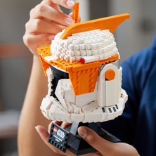 LEGO Star Wars™ Klon Komutanı Cody™ Kaskı 75350 - Yetişkinler için Koleksiyonluk Sergileme Modeli Yapım Seti (776 Parça)