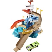 Hot Wheels Köpek Balığı Macerası Oyun Seti BGK04