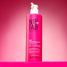 NIP + FAB Nip+Fab Salisilik Asit Fix Yağlı Ciltler Için Yüz Yıkama Jeli 145 ml