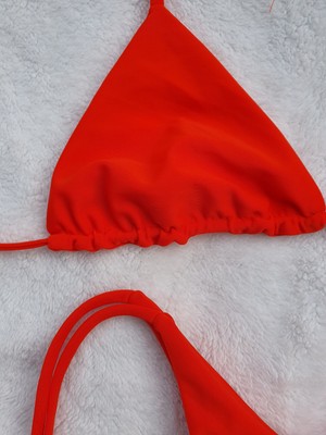 Meot Nar Çiçeği V Kesim Üçgen Tanga Bikini