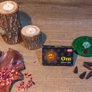 International Om Konik Tütsü 10 Adet