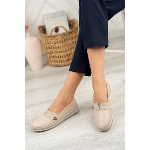 Ortapedik Taban Metal Detaylı Krem Kadın Ayakkabı