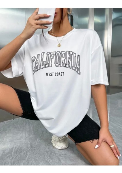 Büyük Beden Özel Tasarım Californıa Baskılı Pamuk Oversize Kadın T-Shırt