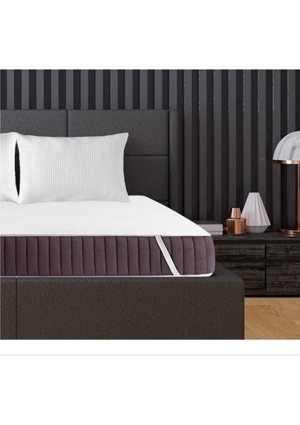 ÇİFT KİŞİLİK SIVI GEÇİRMEZ YATAK ALEZİ KATAK KORUYUCU YÜZDE YÜZ PAMUKLU 160 X 200 CM EBATINDA DÖRT KENAR LASTİKLİ