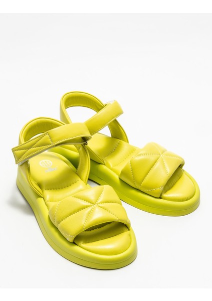 Yeşil Deri Kadın Spor Sandalet fiyatları