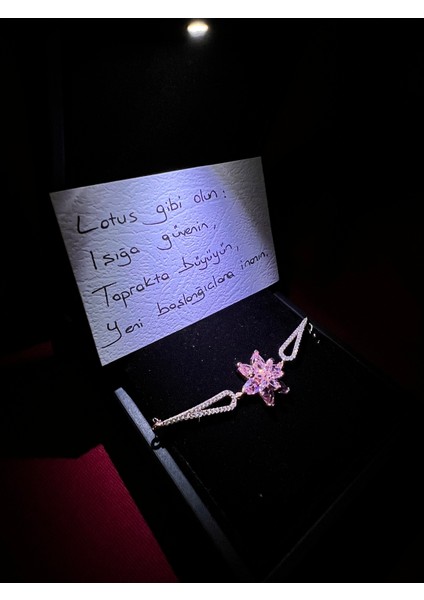 Işıklı Kutu Ile Lotus Çiçeği 925 Ayar Gümüş Bileklik