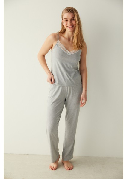 Beyaz Hailey Atlet Pijama Üstü