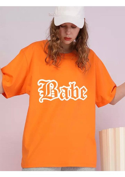 Büyük Beden Özel Tasarım Babe Baskılı %100 Pamuk Yeni Trend Oversize Kadın T-Shırt