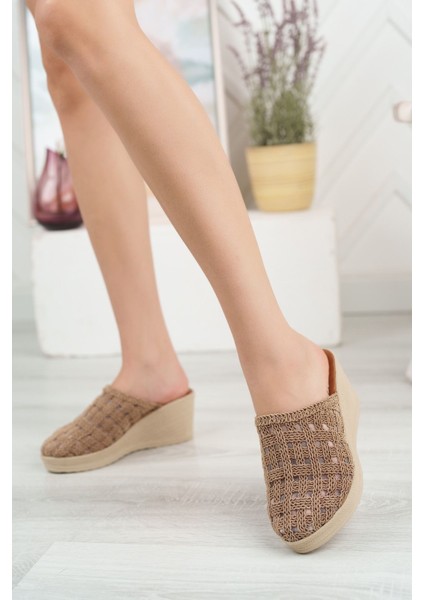 Dolgu Taban Ekose Örgü Burnu Kapalı Vizon Kadın Terlik