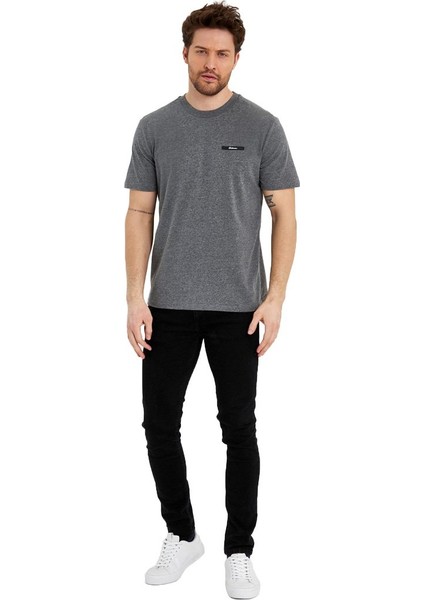 Erkek Basic Baskısız Logolu Kısa Kol Tişört indirimleri