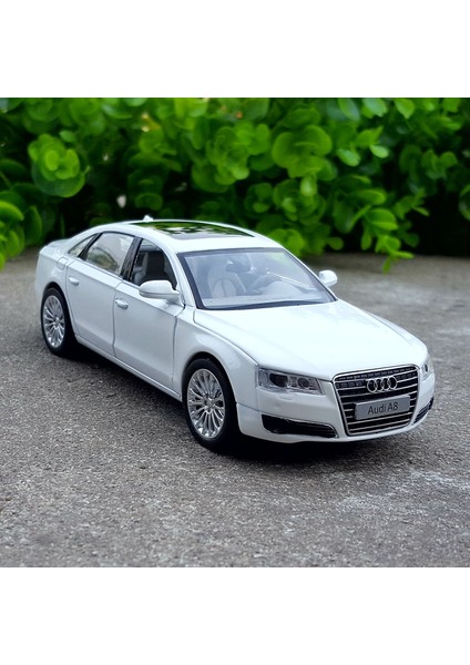 1:32 Audi A8L Orijinal Fabrika Simülasyonu Araba Modeli Metal Araba Modeli Ses-Işık Ekro Oyuncağı Araba Accesörleri (Yurt Dışından)