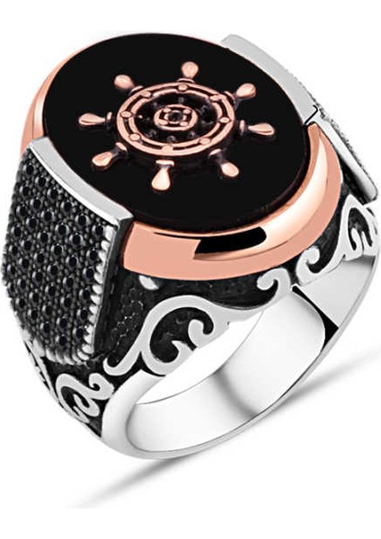 Oniks Taş Üzeri Gemi Dümeni Kenarı Minik Siyah Zirkon Taşlı Erkek Yüzük