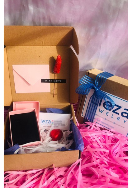 Kadın 925 Ayar Gümüş Yıldızlı Harf Kolye indirimleri