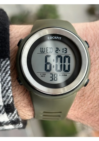 Marka Water Resist ,alarm, Işıklı, Yeşil Silikon Kordon Spor Erkek Kol Saati