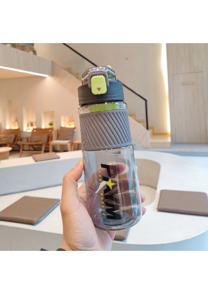 Spor Şişesi 700ML (Yurt Dışından)