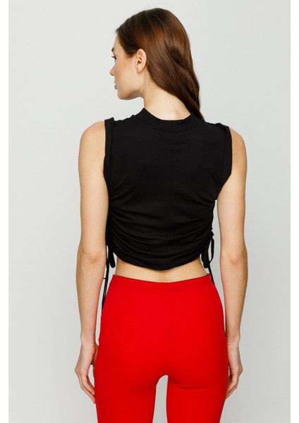 Sıfır Yaka Crop indirimleri