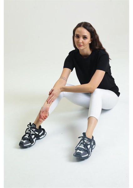 Fancy Kadın Bisiklet Yaka Regular Fit Siyah Basic Tişört