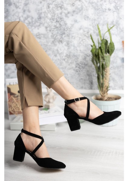 7 Punt Karnıyarık Siyah Süet Stiletto
