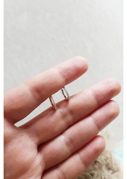 Tekli Ithal Mini Halka Taşlı Gümüş Küpe fiyatları