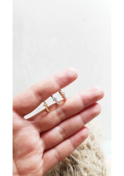 Tekli Ithal Mini Hoop Taşlı Gümüş Küpe fiyatları