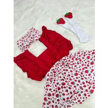 Şapka Kids Kız Bebek Çilek Salopet Bandanave Çorap Set