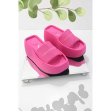 Bambi Kadın Terlik Düz Topuklu Pembe Tekstil Malzeme ile Günlük Kullanım İçin