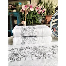 Z&N Style Yeni Desen 50 x 90 Cm. Jakarlı Metalik Görünümlü Kanaviçe Nakışlı Çeyizlik Lüks Havlu Seti (3'lü Set)