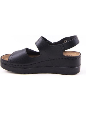 Dagoster DZA37-3014 Siyah Günlük Kadın Sandalet
