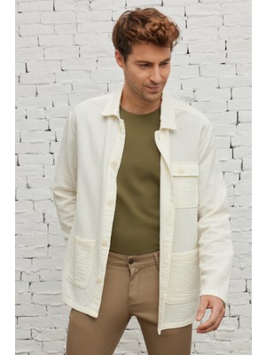 Altınyıldız Classics Erkek Bej Comfort Fit Rahat Kesim Gizli Düğmeli Yaka %100 Pamuk Kışlık Gömlek Ceket