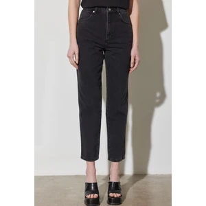Mom Fit Yüksek Bel Dar Paça Siyah Jean Kot Pantolon