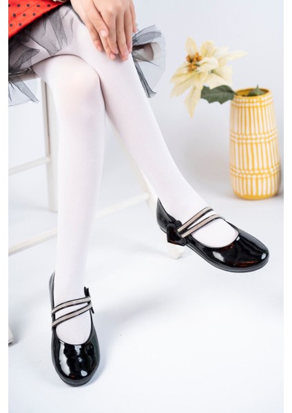 Çatal Baretli Siyah Kız Çocuk Ayakkabı modelleri