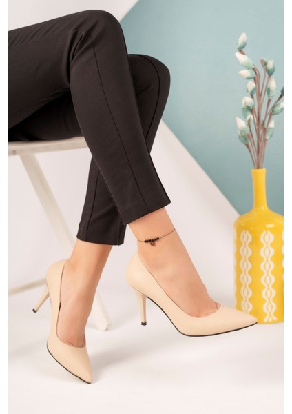 Ince Topuk Vizon Cilt Stiletto