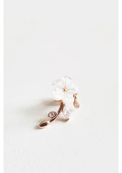 Tekli Ithal Sedef Flower Gıgı Gümüş Küpe – Sol