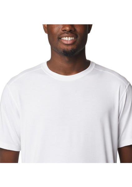 AO9494 Endless Trail Running Tech Erkek T-Shirt fiyatları