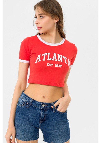 Kadın Önü Baskı Detaylı Kısa Tişört fırsatları
