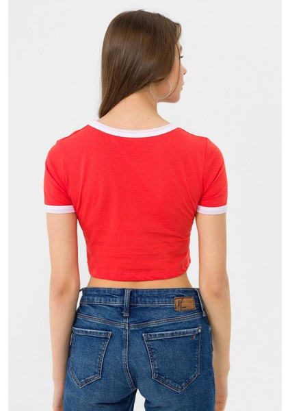 Kadın Önü Baskı Detaylı Kısa Tişört indirimleri