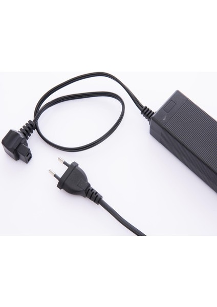 Oto Buzdolabı Adaptörü 220VOLT/12V 5A Dönüştürücü 60WATT