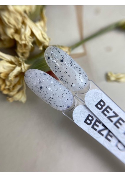 Rubber Base Beze No1 Renkli Baz 8 ml fırsatları