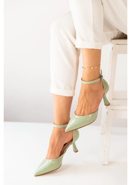 Su Yeşili Rugan Bilekten Bağlamalı Stiletto Sivri Burun Kadın Topuklu Ayakkabı fırsatları