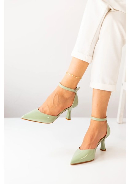Su Yeşili Rugan Bilekten Bağlamalı Stiletto Sivri Burun Kadın Topuklu Ayakkabı indirimleri