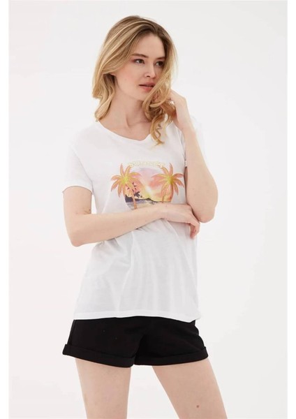 23Y0448K1 Kadın T-Shirt Beyaz indirimleri