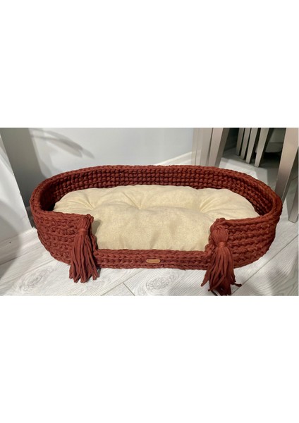 El Yapımı Kedi ve Köpek Yatağı