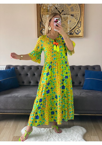 410512 Püsküllü Neon Yeşil Papatya Desen Elbise