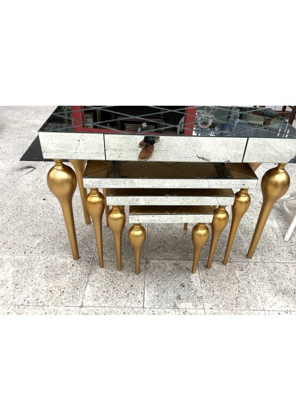 Dresuar-Zigon Tombul Model Kayın Ayak Mdf Tabla Parlak Gold Füme Cam Kaplama El Yapım