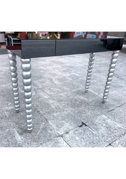 Dresuar Tombul Elma Model Ahşap Kayın Torna Parlak Gri Lake Renk Ayak Füme Ayna El Yapım