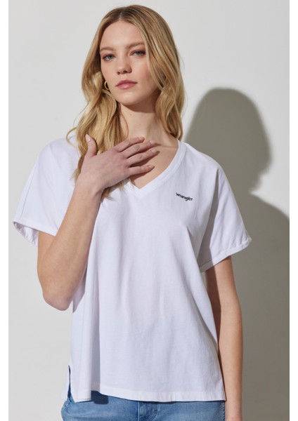 Regular Fit Normal Kesim %100 Pamuk V Yaka Beyaz Tişört fiyatları